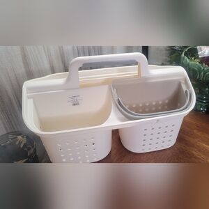 New! Room Essentials 2 in 1 shower cream caddy carrying storage for on the go!